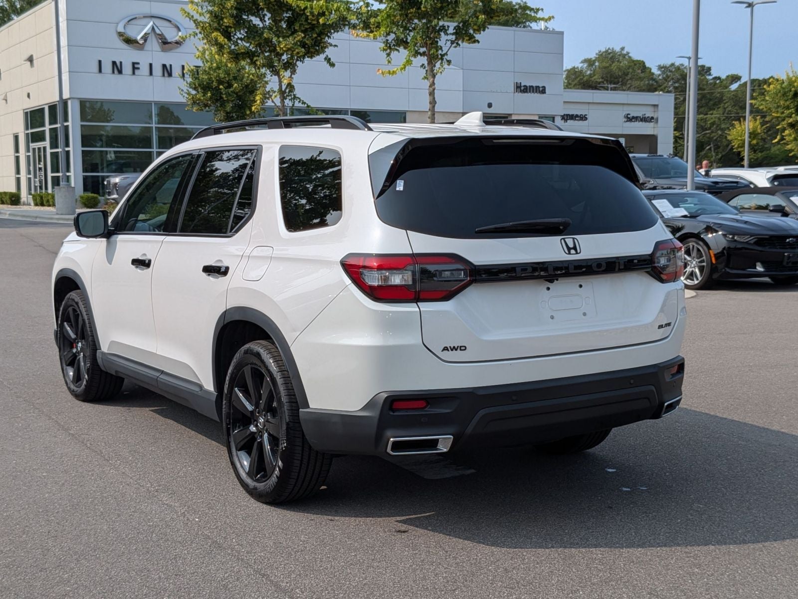 2023 Honda Pilot — detail view