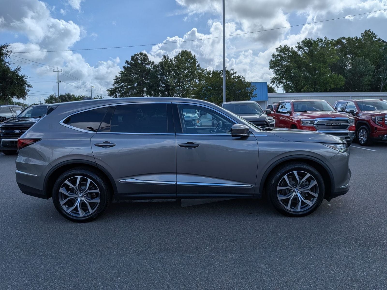 2023 Acura MDX — side profile view