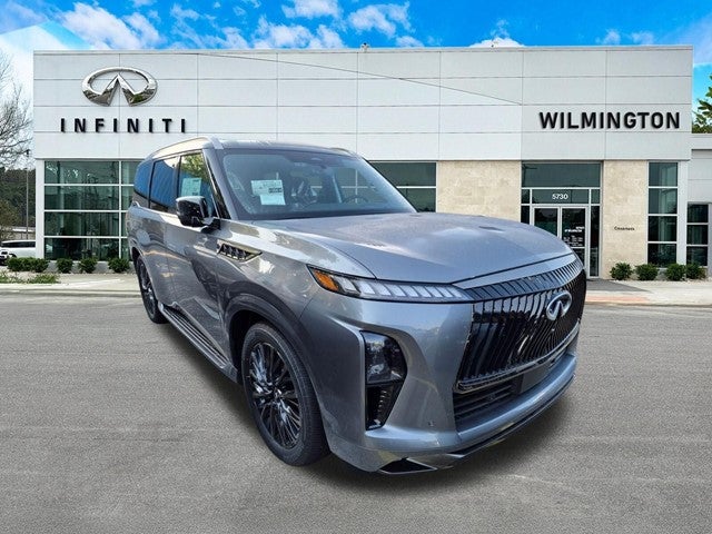 2027 INFINITI QX80 AUTOGRAPH in Xlf — front three-quarter view