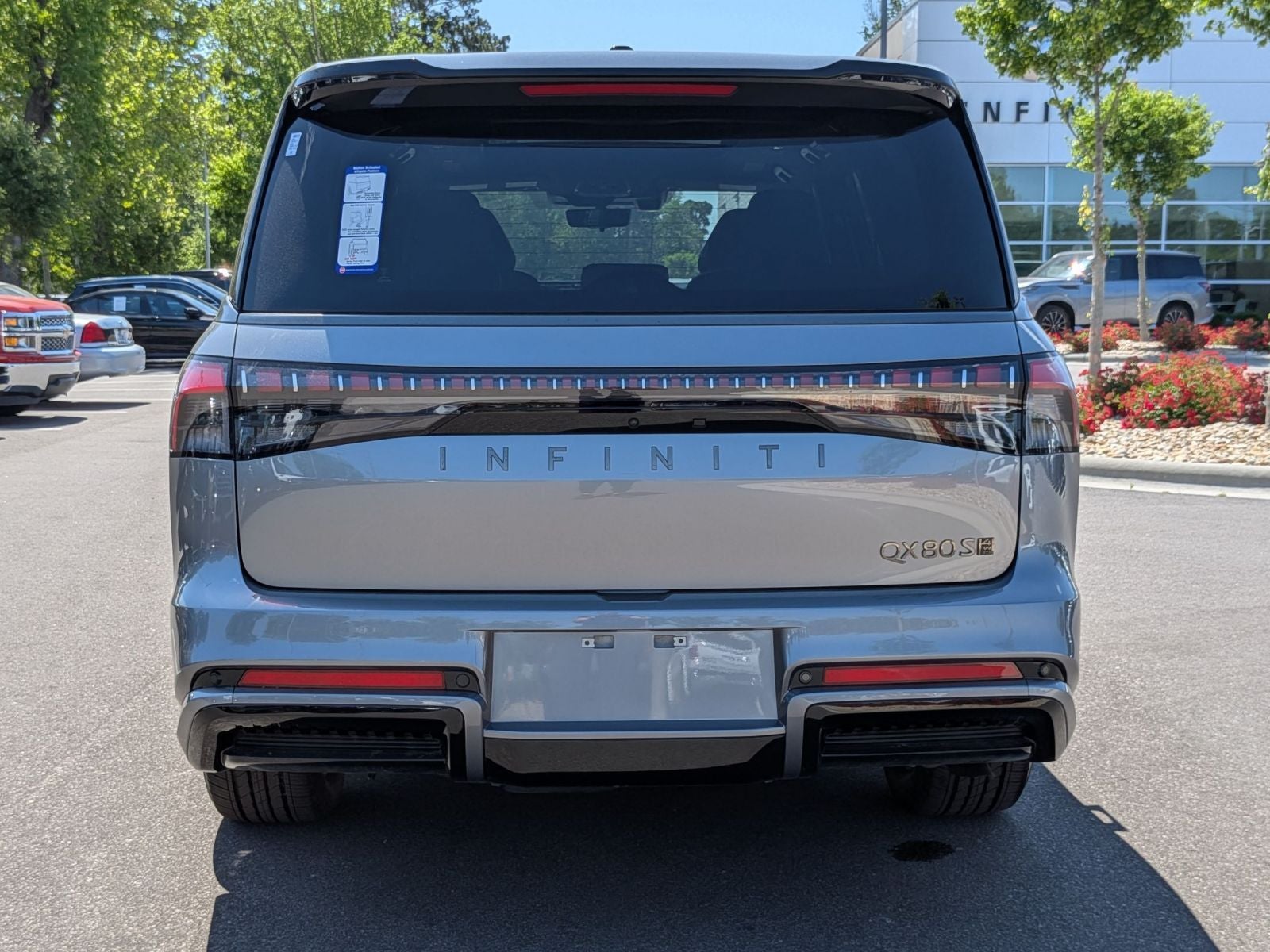 2026 INFINITI QX80 — interior view