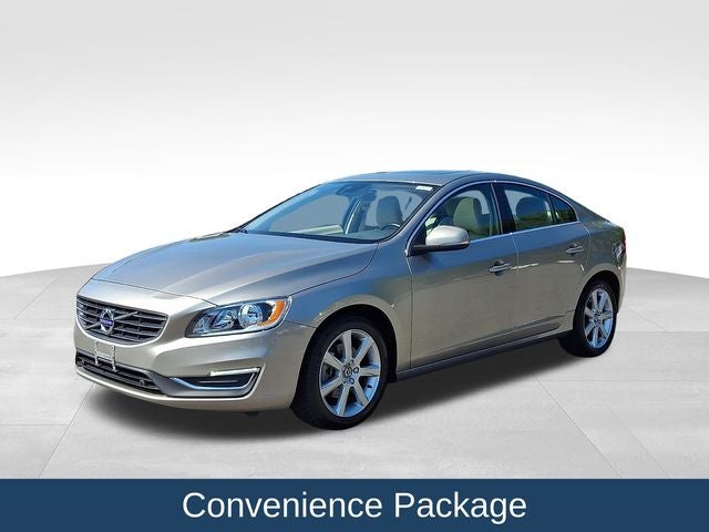2016 Volvo S60 — interior view