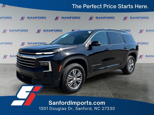 2025 Chevrolet Traverse LT 1LT in Mosaic Black Metallic — front three-quarter view