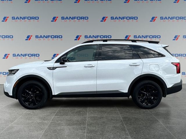 2022 Kia Sorento — side profile view