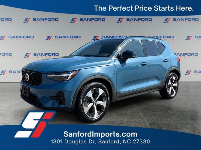 2023 Volvo XC40