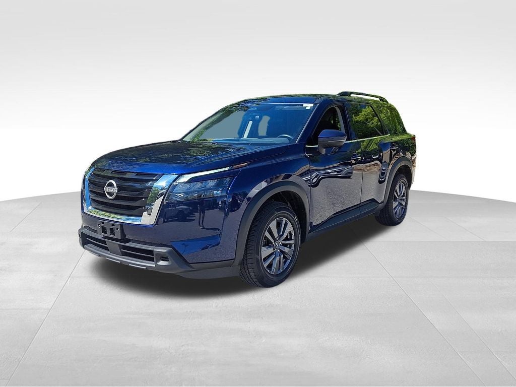 2024 Nissan Pathfinder — rear three-quarter view